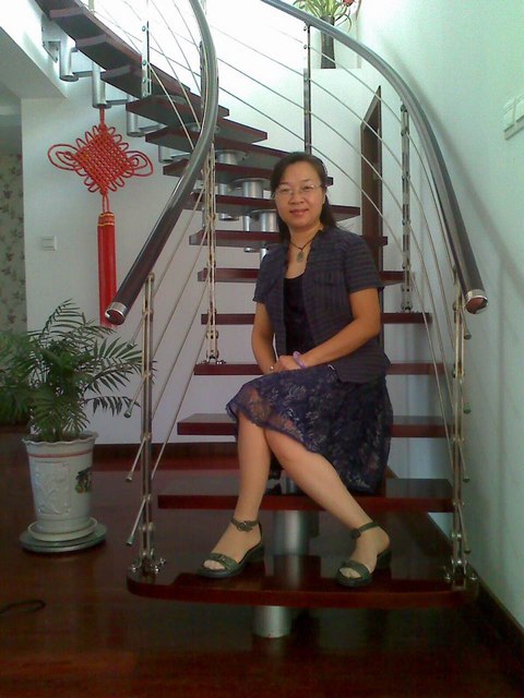 孙玉丽1.jpg 孙玉丽1.jpg